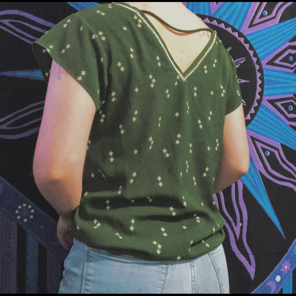 Formal green short sleeve shirt